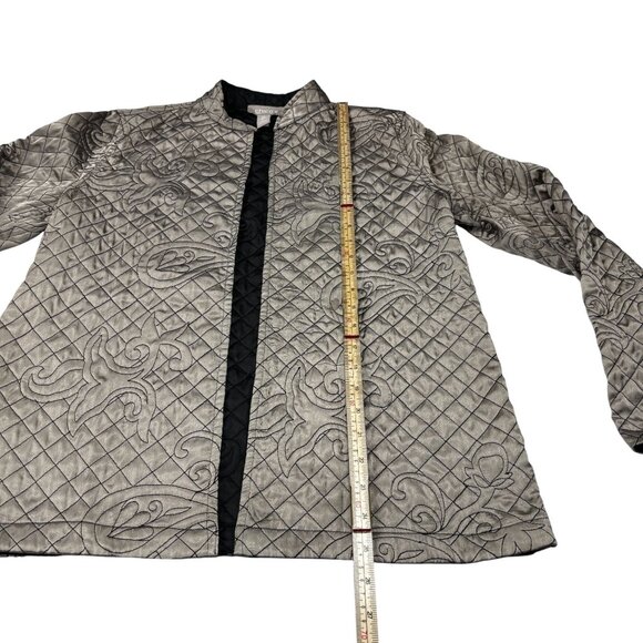 Chicos Quilted Metallic Jacket Size 0 Black Lining Lightweight Elegant Design - Picture 6 of 10